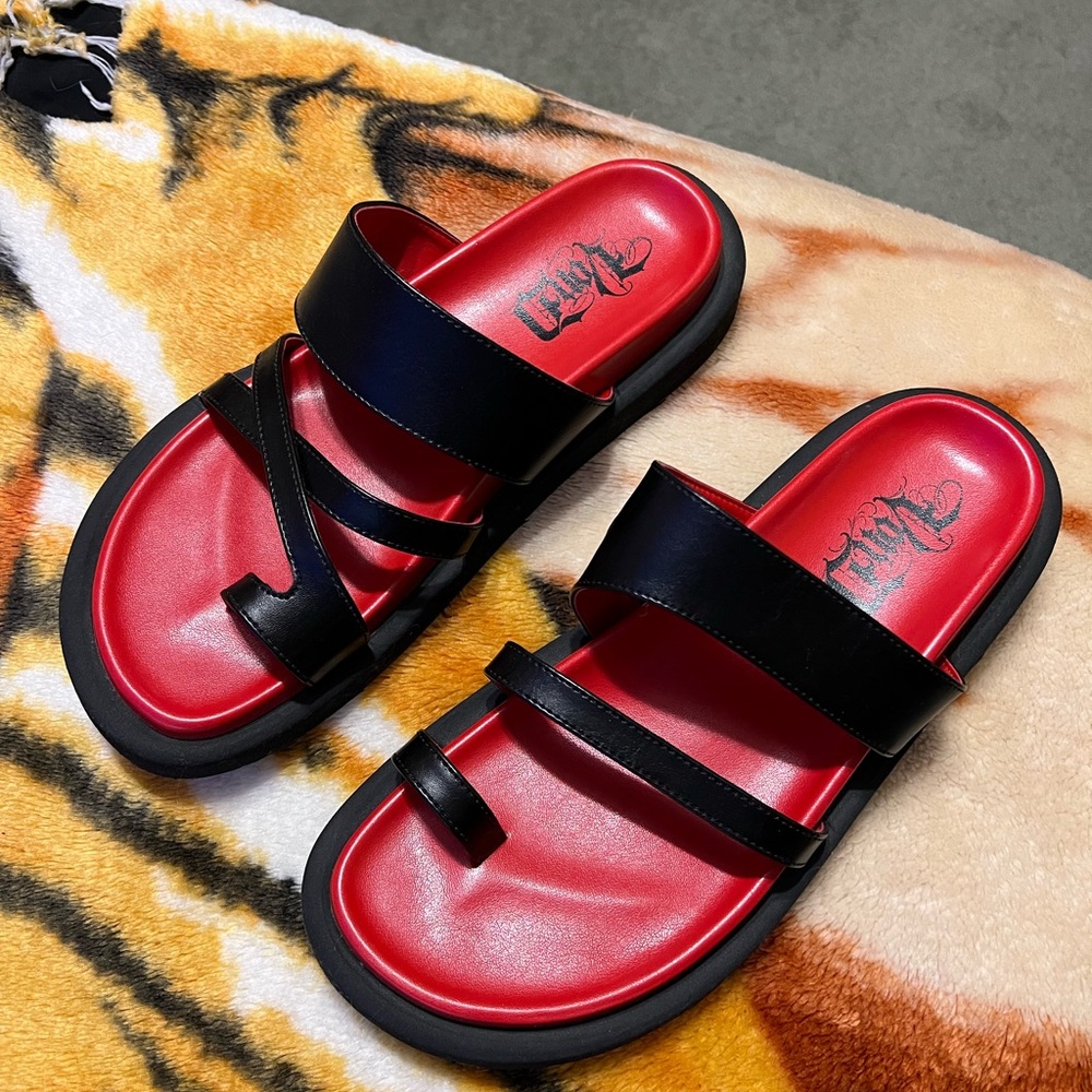 Von D Exodus Sandals